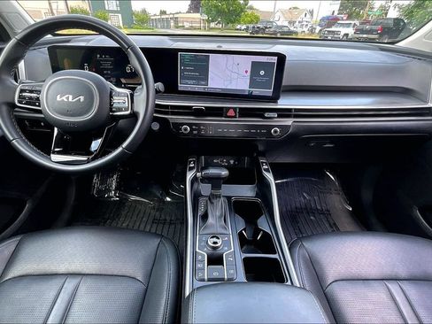 Used 2024 Kia Sorento S w/ Panoramic Sunroof Package AWD/4WD image 16