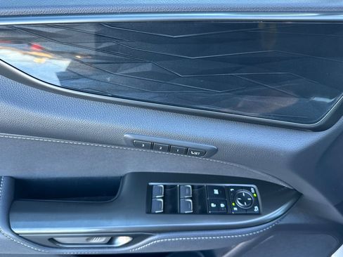 Used 2025 Lexus NX 350h AWD w/ Premium Package image 8