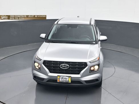 New 2026 Hyundai Venue SE FWD image 14