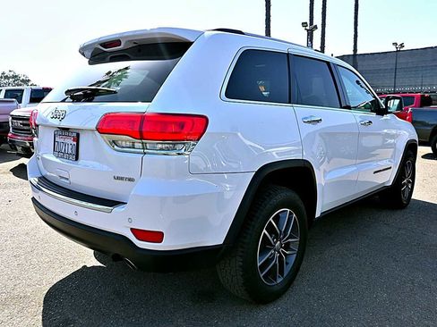 Used 2017 Jeep Grand Cherokee Limited AWD/4WD image 7