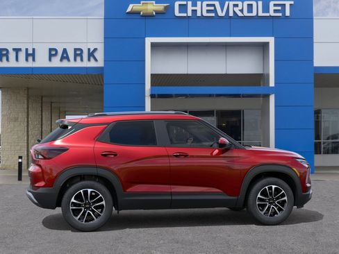 New 2026 Chevrolet TrailBlazer LT w/ Driver Confidence Package FWD image 5