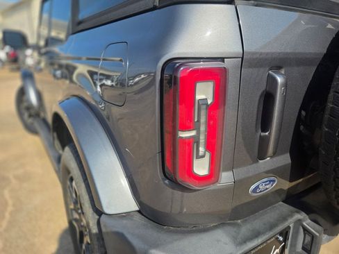 Used 2022 Ford Bronco Outer Banks AWD/4WD image 34