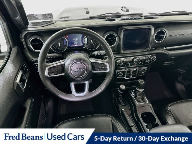 Used 2023 Jeep Wrangler Unlimited Sahara w/ Cold Weather Group AWD/4WD image 29