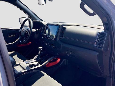 Used 2024 Nissan Frontier PRO-4X w/ Off-Road Protection Package AWD/4WD image 26
