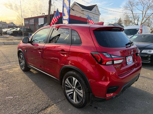 Used 2024 Mitsubishi Outlander Sport ES image 8