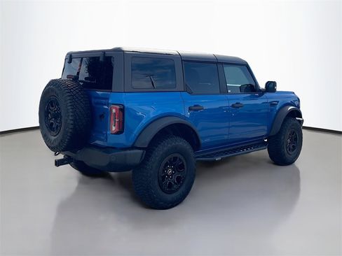 Used 2022 Ford Bronco Wildtrak image 7