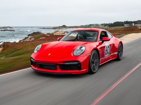Used 2023 Porsche 911 Sport Classic RWD image 2