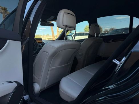 Used 2009 Mercedes-Benz C 350 Sport image 42