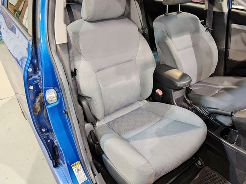 Used 2009 Toyota Matrix S image 28