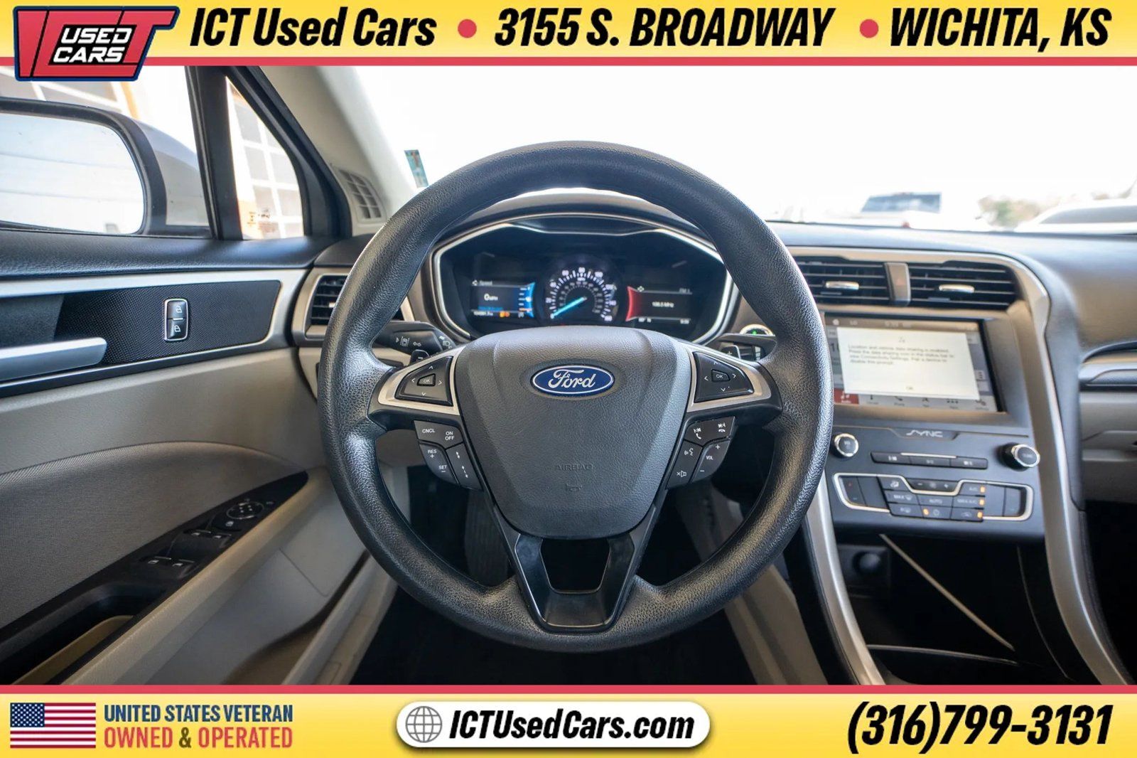 Used 2019 Ford Fusion SE FWD image 14