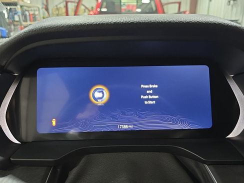 Used 2024 Jeep Grand Cherokee Altitude image 11