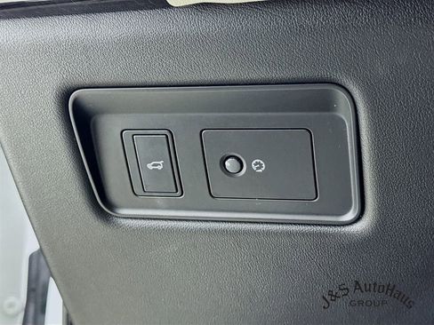 Used 2022 Land Rover Range Rover Sport HSE Silver Edition image 10