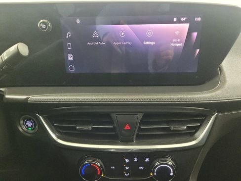 Used 2024 Buick Encore GX Preferred FWD image 25