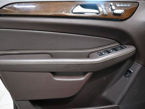 Used 2019 Mercedes-Benz GLS 450 4MATIC w/ Premium 1 Package image 9