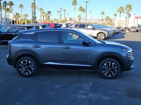 New 2026 Nissan Kicks SV w/ Cold Weather Package image 5
