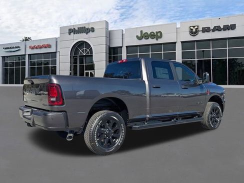 New 2026 RAM 2500 Big Horn AWD/4WD image 4