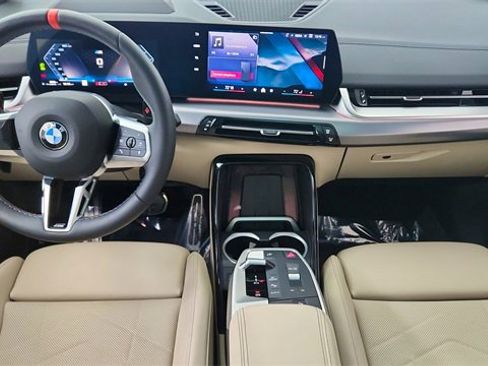 Used 2025 BMW X2 M35i image 36