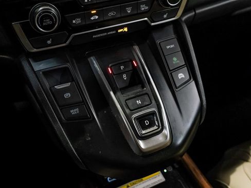 Used 2021 Honda CR-V Touring image 25