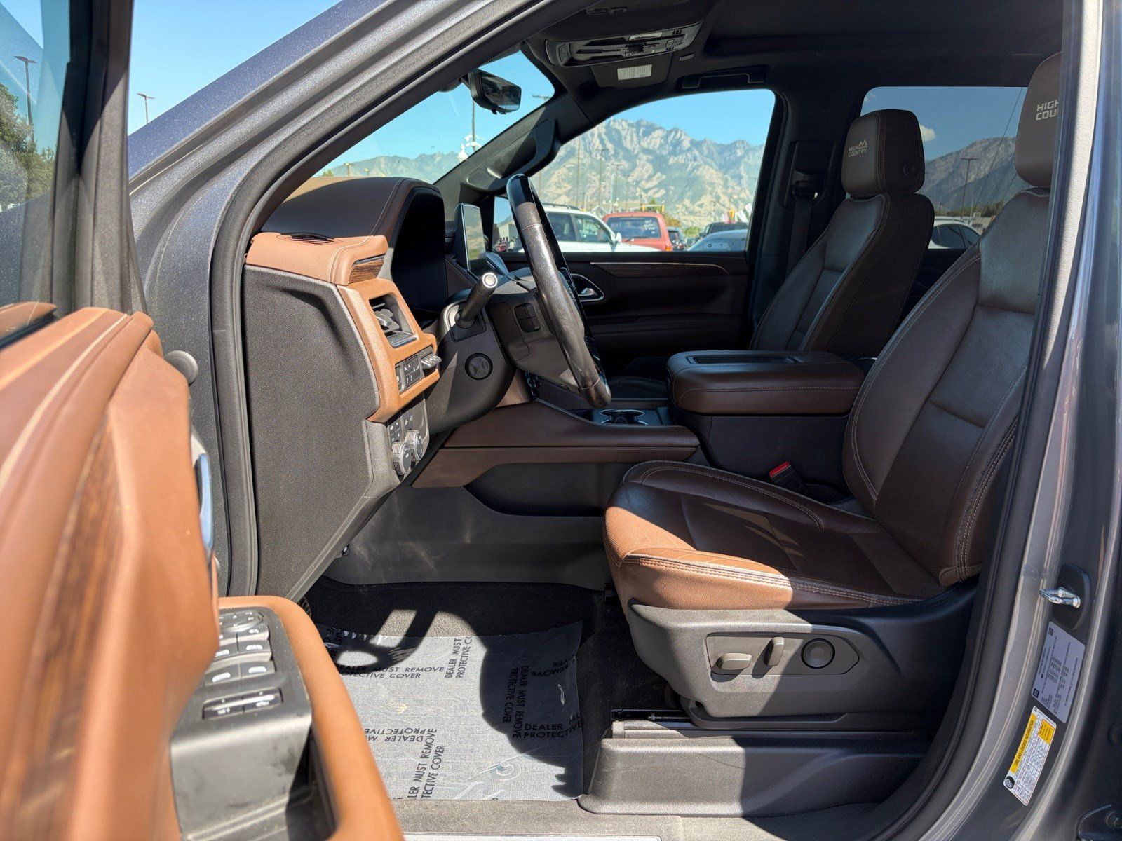 Used 2021 Chevrolet Tahoe High Country AWD/4WD image 11