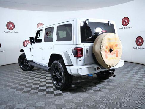 Used 2021 Jeep Wrangler Unlimited Sahara image 6