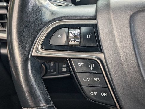 Used 2020 Lincoln Nautilus Reserve w/ Cargo Utility Package image 31