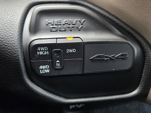 Used 2024 RAM 2500 Laramie w/ Safety Group AWD/4WD image 33