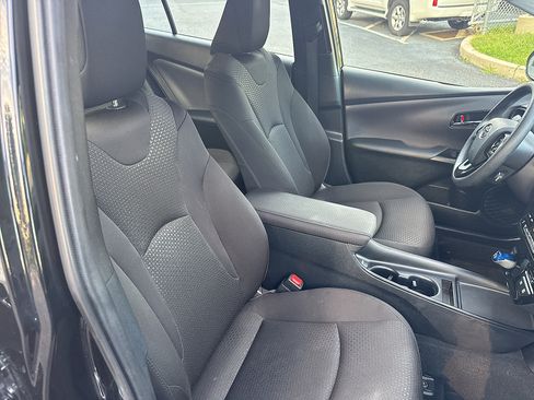 Used 2021 Toyota Prius LE w/ Carpet Mat Package (TMS) FWD image 38