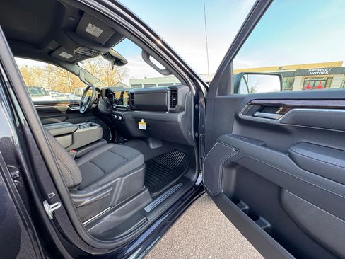 New 2025 GMC Sierra 1500 Elevation w/ X31 Off-Road Package image 25