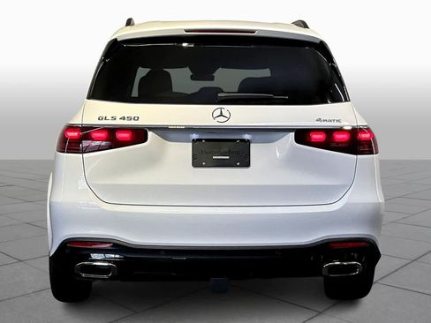 New 2026 Mercedes-Benz GLS 450 4MATIC image 4
