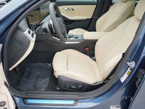 New 2026 BMW 330i Sedan w/ Convenience Package image 10