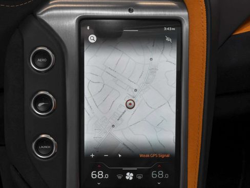 Used 2024 McLaren 750S Spider RWD image 35