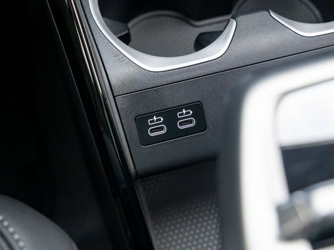 New 2025 BMW X1 xDrive28i w/ Convenience Package image 19