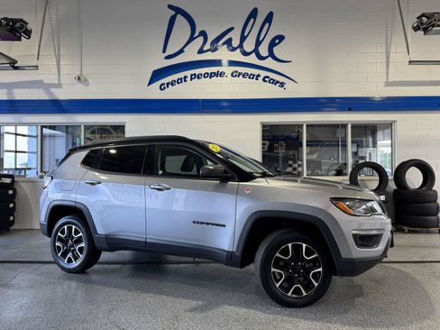 Used 2020 Jeep Compass Trailhawk AWD/4WD image 1