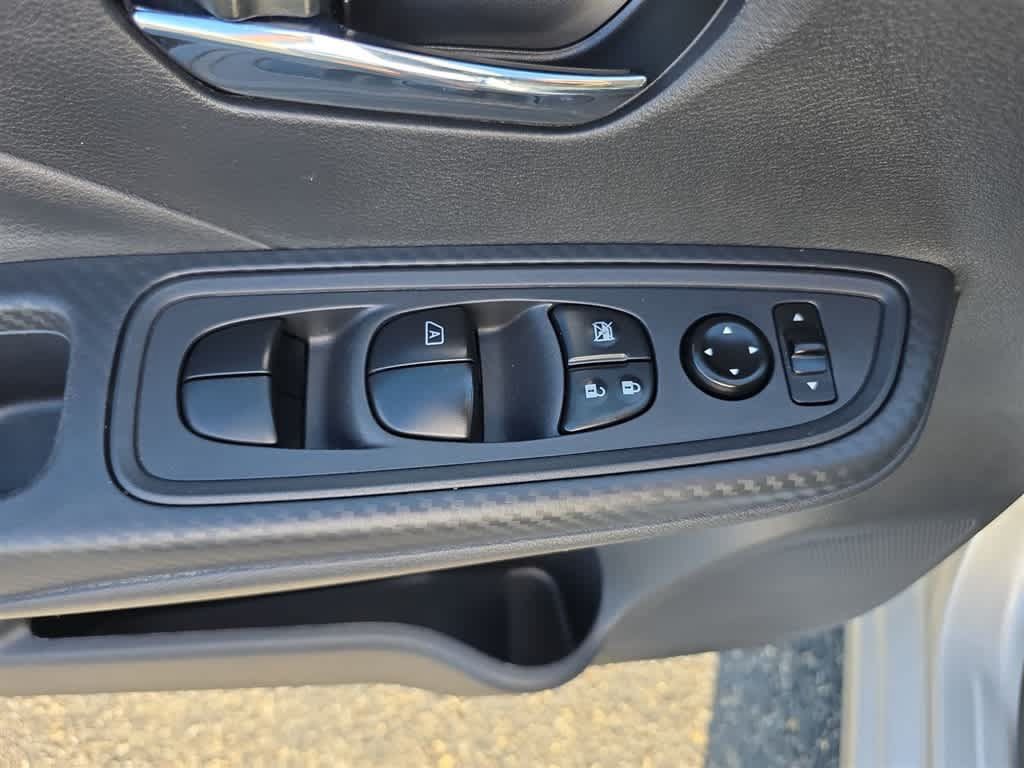 Used 2025 Nissan Versa SV w/ Trunk Package FWD image 16