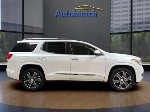 Used 2017 GMC Acadia Denali w/ Technology Package AWD/4WD image 12