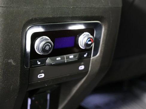 Used 2024 GMC Yukon AT4 w/ AT4 Premium Package image 12