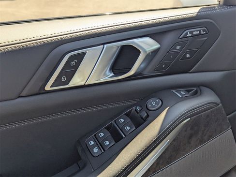 New 2026 BMW X7 xDrive40i image 14