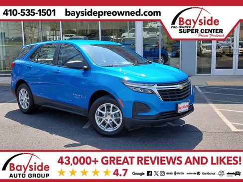 Used 2024 Chevrolet Equinox LS w/ Driver Confidence II Package AWD/4WD image 1