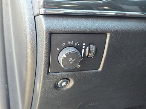 Used 2017 Jeep Grand Cherokee Trailhawk w/ Trailhawk Luxury Group image 33