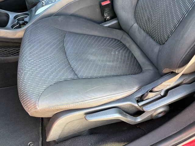 Used 2018 Dodge Journey SE w/ Blacktop Package FWD image 19