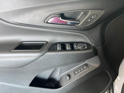 Used 2023 Chevrolet Equinox Premier AWD/4WD image 55