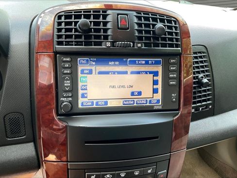 Used 2005 Cadillac SRX V8 w/ Preferred Equipment Group AWD/4WD image 14