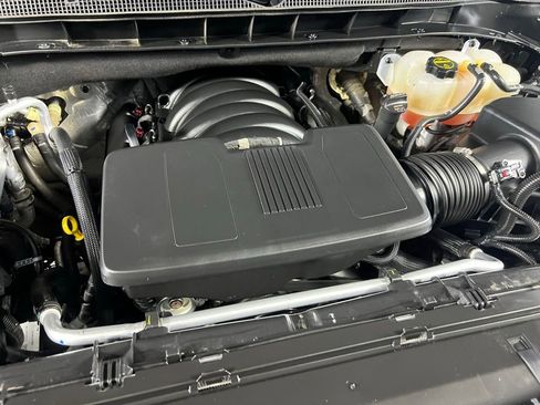 Used 2025 Chevrolet Tahoe Z71 image 34