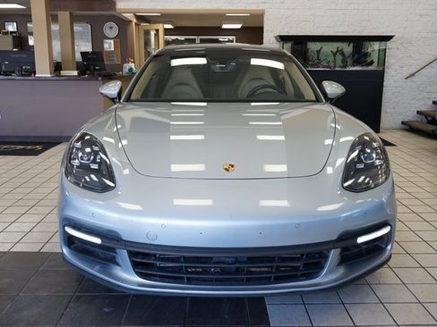 Used 2019 Porsche Panamera 4 image 19
