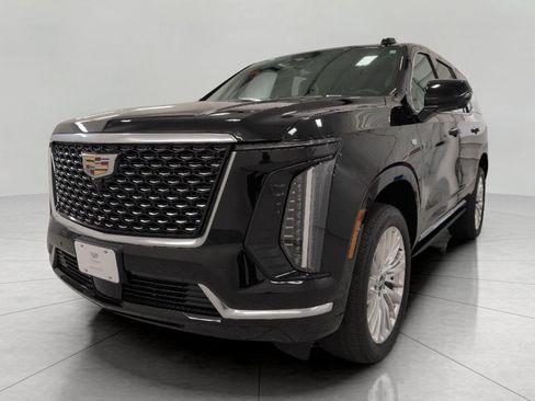 Certified 2025 Cadillac Escalade Premium Luxury w/ Touring Package AWD/4WD image 12