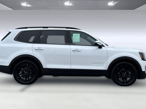 Used 2024 Kia Telluride EX X-Line image 2