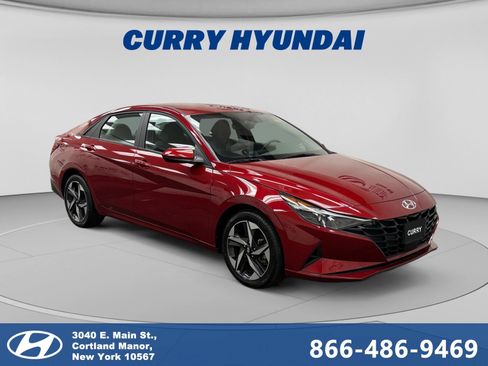 Used 2023 Hyundai Elantra SEL w/ Convenience Package FWD image 7