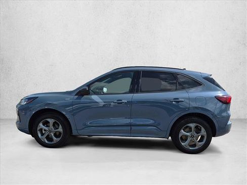 Used 2024 Ford Escape ST-Line w/ Tech Pack #1 AWD/4WD image 9