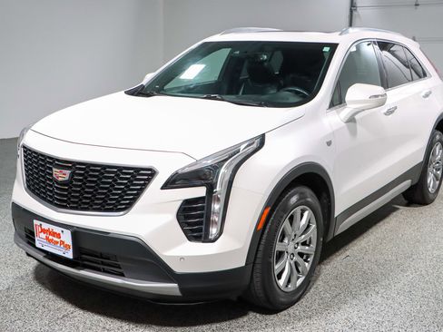 Used 2023 Cadillac XT4 Premium Luxury image 32