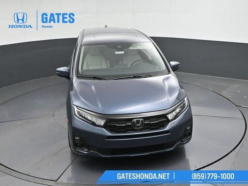 Used 2026 Honda Odyssey Touring image 41